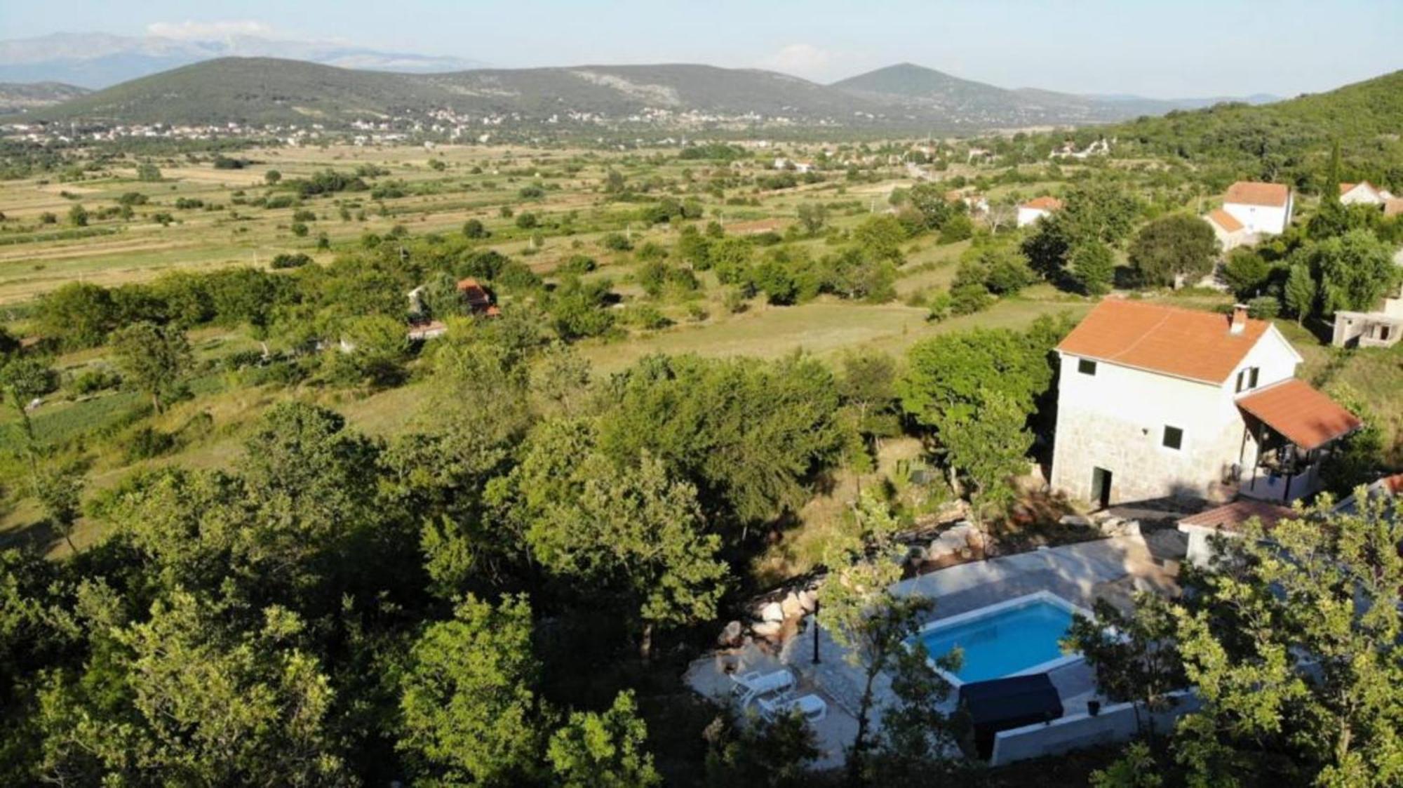 Holiday Home Jadric Osoje Екстериор снимка
