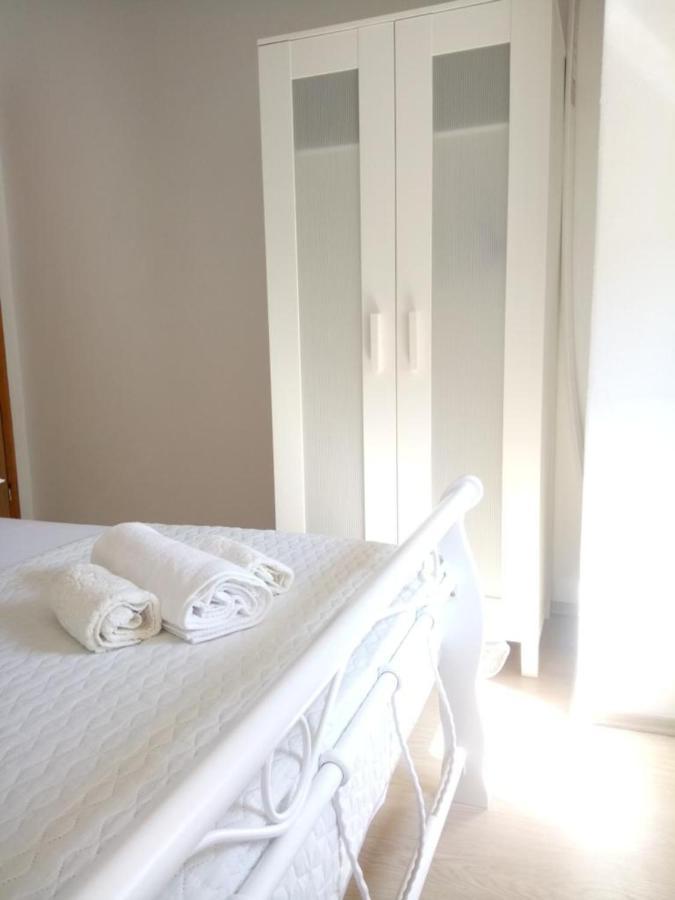 Holiday Home Jadric Osoje Стая снимка
